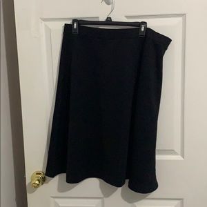 Women’s black knit skirt